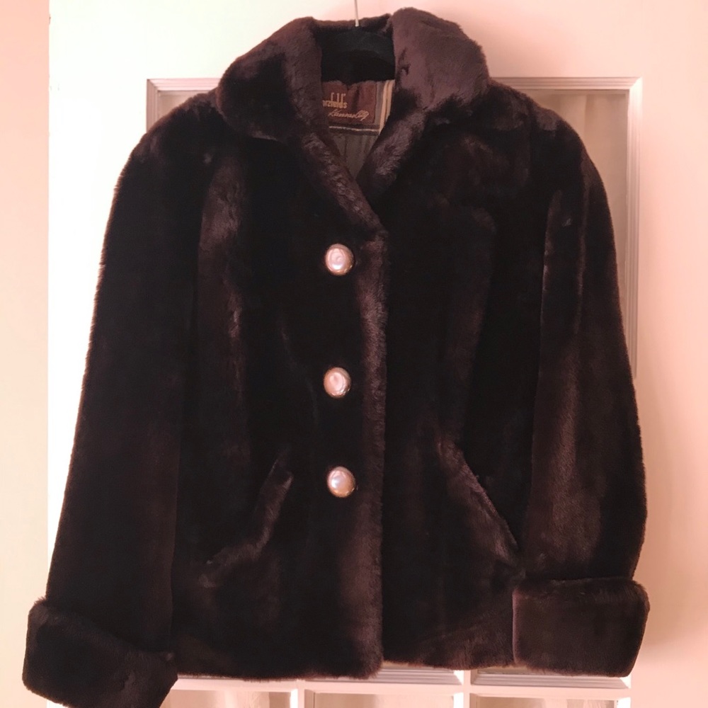 Beau Mouton fur coat